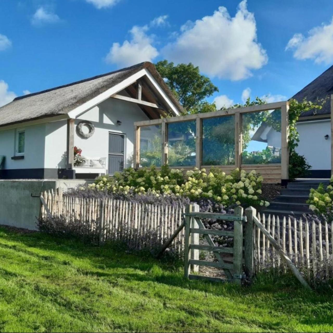 Bed and Breakfast Aan De Hoge Weg Kamperveen Exterior foto